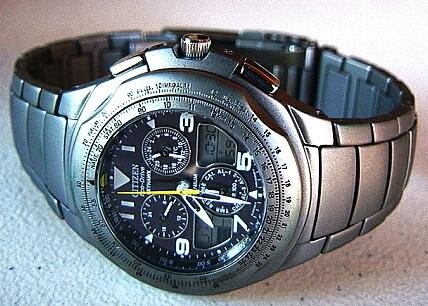 Ti Skyhawk - photo by 'Zagi'